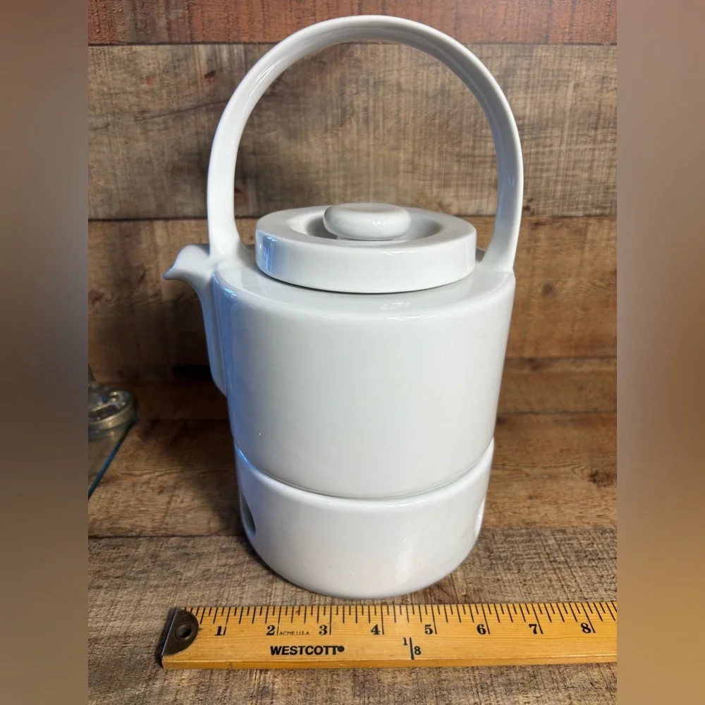 Cordon Bleu Crate& Barrel White Ceramic Teapot & Warmer Koen De Winter 1984